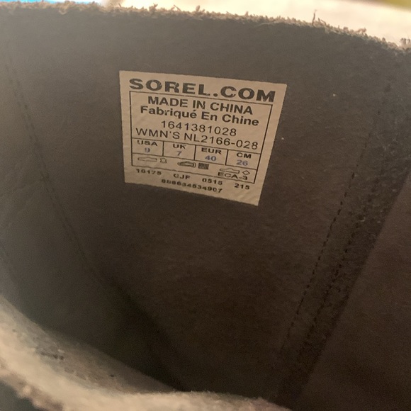 Sorel major mid-calf boots like new!! - Picture 5 of 5